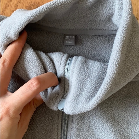 ❤️ 2/$25 Uniqlo fleece jacket NEW - Picture 2 of 3